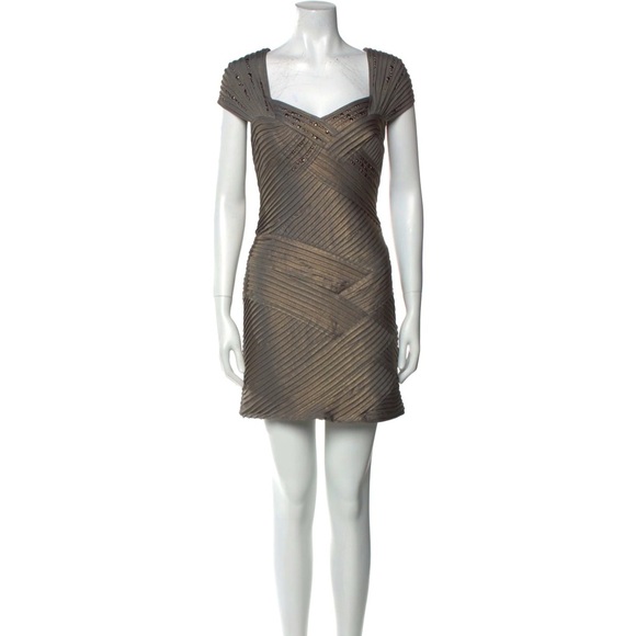 Tadashi Shoji Pewter/Gold Basket Weave Studded Stretch Bodycon Cocktail Dress M - Picture 1 of 15